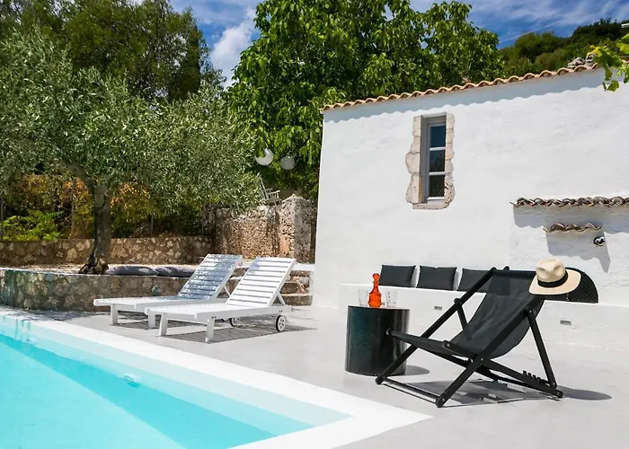 Bohemian Retreat Kefalonia Villa *